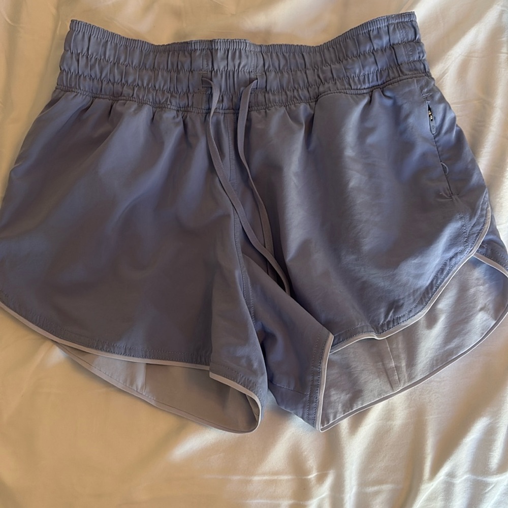 Lululemon Reversible athletic shorts (Purple / Lavender)